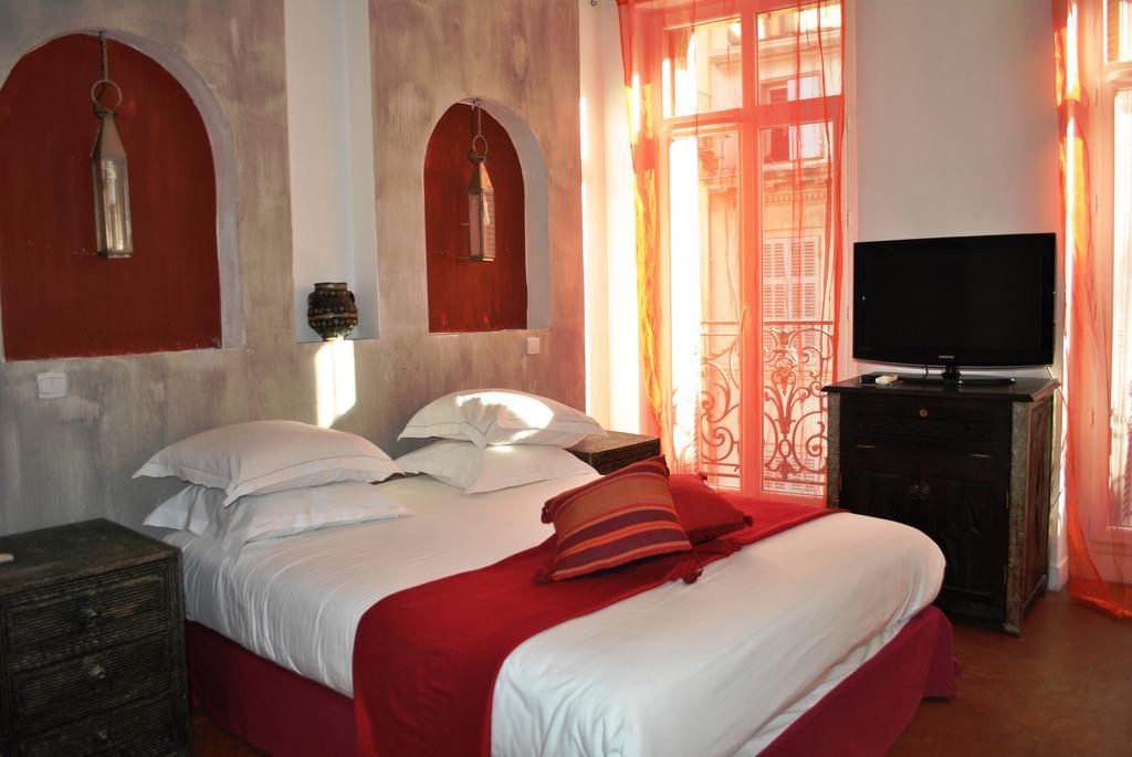 Le Ryad Boutique Hôtel Marselha Quarto foto